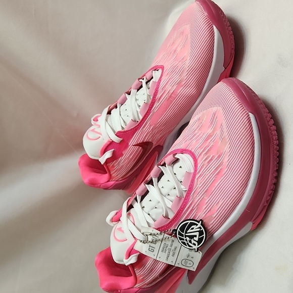 Nike Air Zoom GT Cut 2.0 Hyper Pink Fireberry Athletic Sneakers (W Size 8.5) - Picture 2 of 15